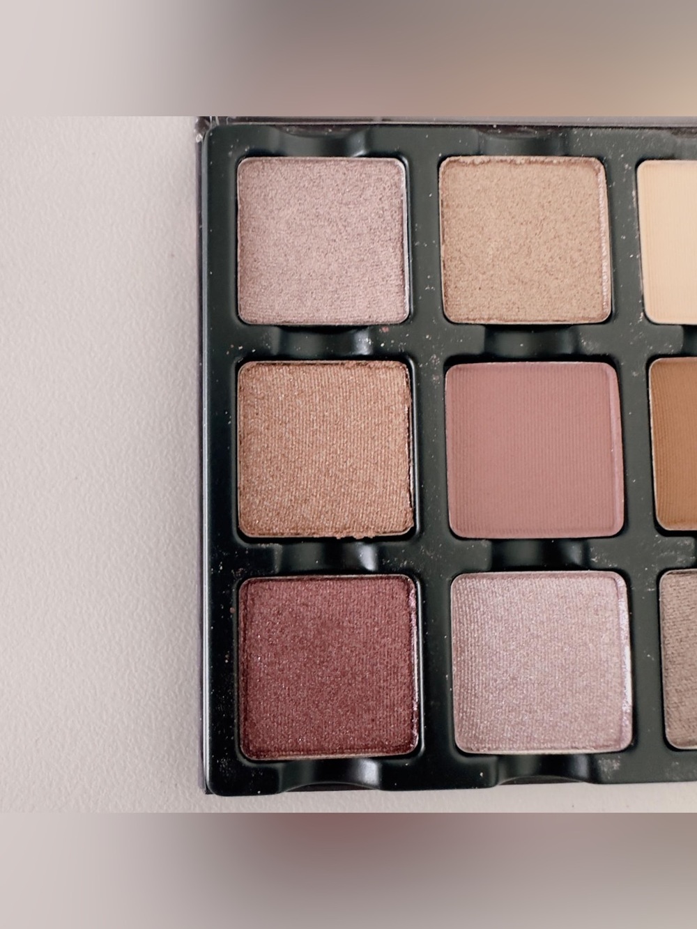 NWT Viseart Cashmerie Étendu Eyeshadow Palette - Picture 2 of 8